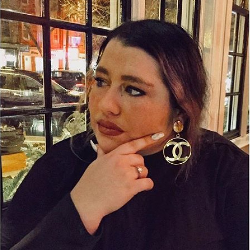Meet your Posher, Jessica